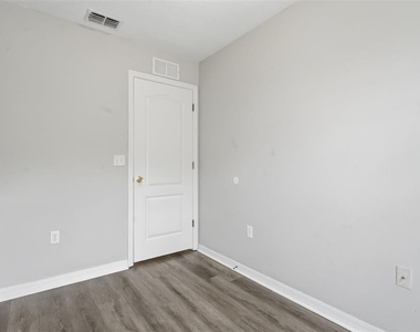 963 E Main Street - Photo Thumbnail 24