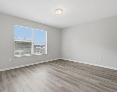 963 E Main Street - Photo Thumbnail 31