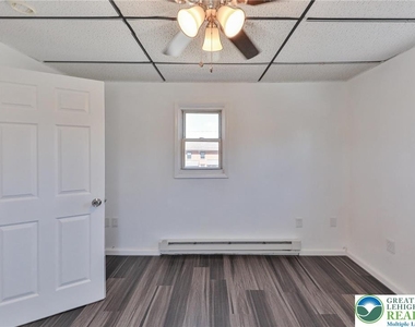 1130 Pembroke Road - Photo Thumbnail 28