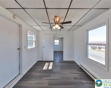 1130 Pembroke Road - Photo Thumbnail 22