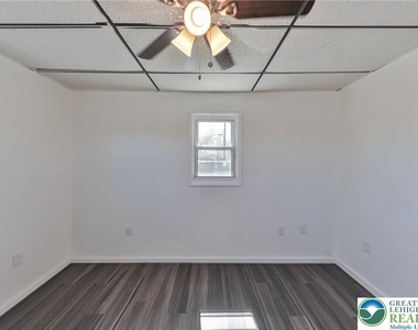 1130 Pembroke Road - Photo Thumbnail 27