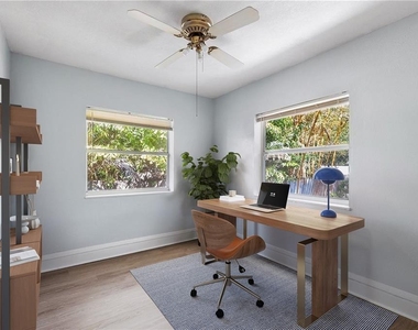 811 W Amelia Avenue - Photo Thumbnail 5