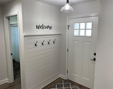 6268 Sandpipers Drive - Photo Thumbnail 16