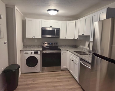 6519 W Newberry Road - Photo Thumbnail 6