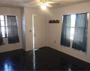 1723 Sw 68th Terrace - Photo Thumbnail 4