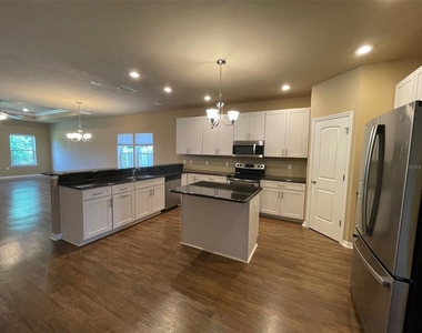 7879 Sw 80th Drive - Photo Thumbnail 2