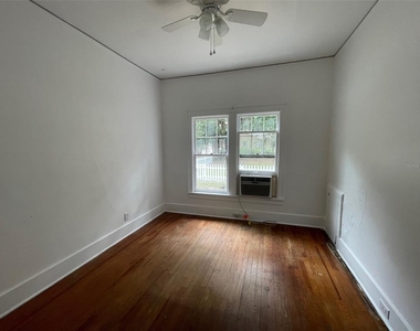 2635 W University Avenue - Photo Thumbnail 7