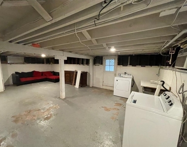 2635 W University Avenue - Photo Thumbnail 13