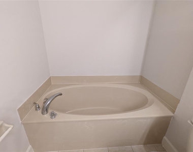 7782 Sw 64th Lane - Photo Thumbnail 19