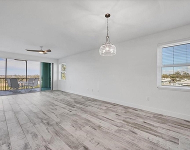 9203 Griggs Road - Photo Thumbnail 2