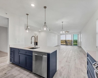 9203 Griggs Road - Photo Thumbnail 7