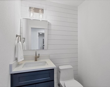 9203 Griggs Road - Photo Thumbnail 19