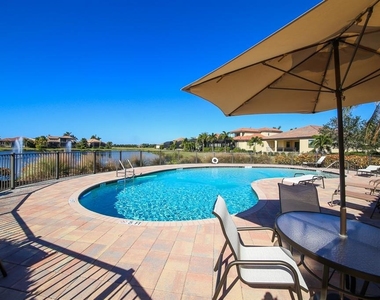 5614 Title Row Drive - Photo Thumbnail 39