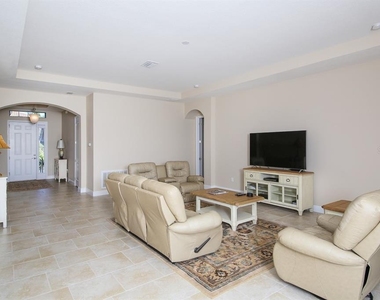 5614 Title Row Drive - Photo Thumbnail 5