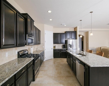 5614 Title Row Drive - Photo Thumbnail 12