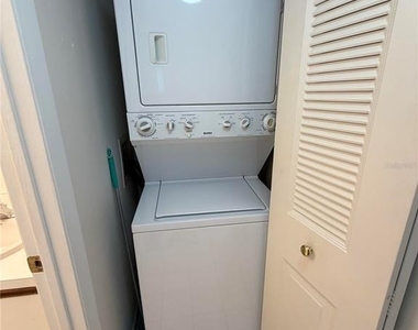 515 W 30th Avenue - Photo Thumbnail 9