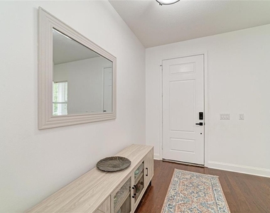 4650 Woodbrook Drive - Photo Thumbnail 4