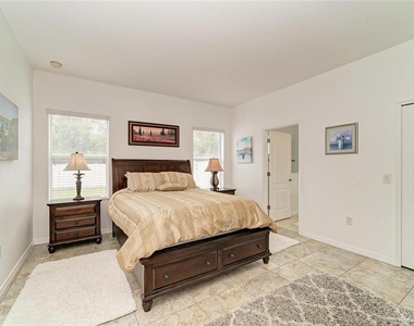 4650 Woodbrook Drive - Photo Thumbnail 23