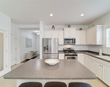 4650 Woodbrook Drive - Photo Thumbnail 11