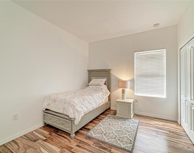 4650 Woodbrook Drive - Photo Thumbnail 31