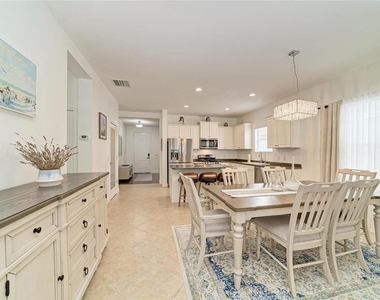 4650 Woodbrook Drive - Photo Thumbnail 17