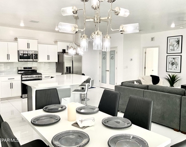 8919 Eclipse Street - Photo Thumbnail 16
