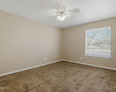 6613 Escondido Drive - Photo Thumbnail 19