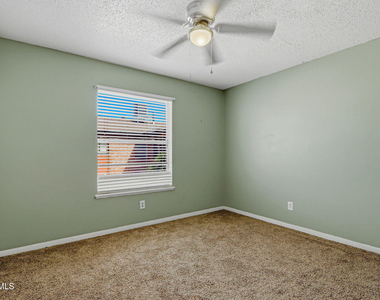 6613 Escondido Drive - Photo Thumbnail 15