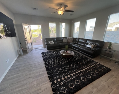 4555 Marisabel Azcarate Street - Photo Thumbnail 8