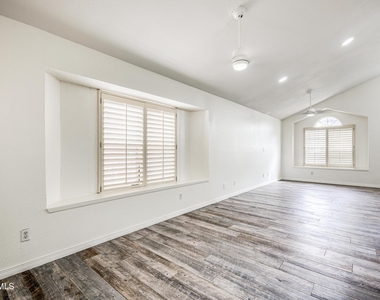 5733 Saplinas Road - Photo Thumbnail 15