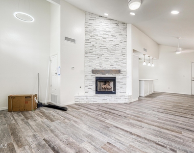 5733 Saplinas Road - Photo Thumbnail 13