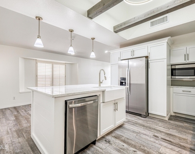 5733 Saplinas Road - Photo Thumbnail 10