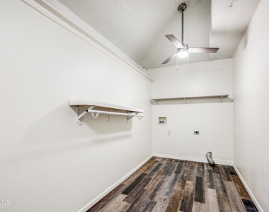 5733 Saplinas Road - Photo Thumbnail 27