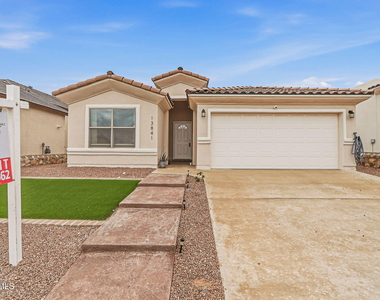 13841 Paseo Central Avenue - Photo Thumbnail 5