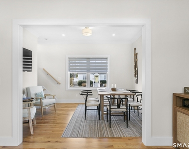 12 Sandy Way - Photo Thumbnail 7