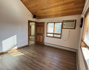 444 Prospect Street - Photo Thumbnail 8