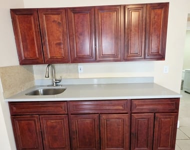 124 Southview Street - Photo Thumbnail 1