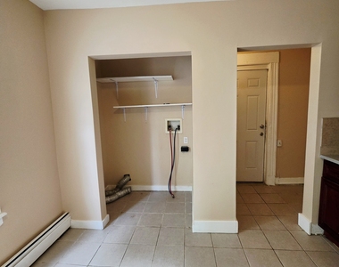 124 Southview Street - Photo Thumbnail 3