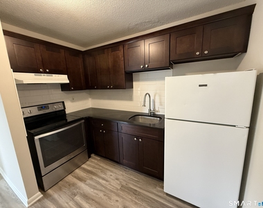 810 Atlantic Street - Photo Thumbnail 10