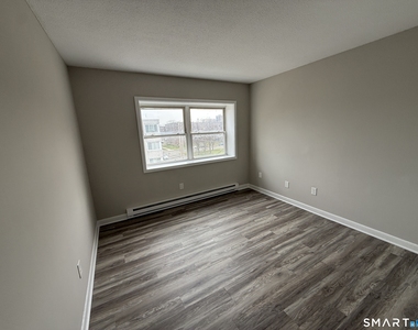 810 Atlantic Street - Photo Thumbnail 11