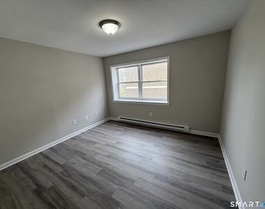 810 Atlantic Street - Photo Thumbnail 7