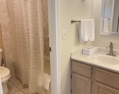 221 Old Pond Lane - Photo Thumbnail 13