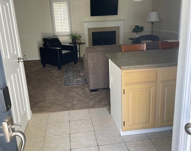 221 Old Pond Lane - Photo Thumbnail 4