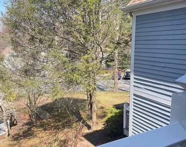 221 Old Pond Lane - Photo Thumbnail 20