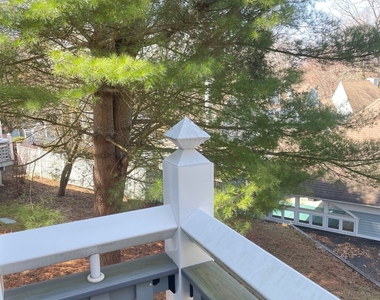221 Old Pond Lane - Photo Thumbnail 19