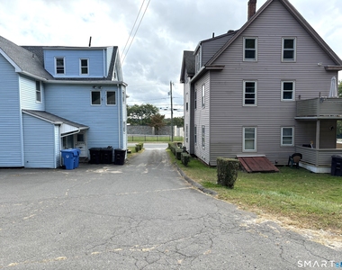 1310 Stanley Street - Photo Thumbnail 18