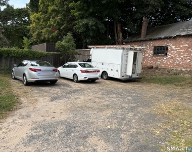 1310 Stanley Street - Photo Thumbnail 20