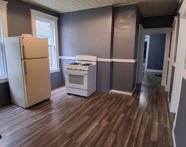 146 Chestnut Avenue - Photo Thumbnail 11