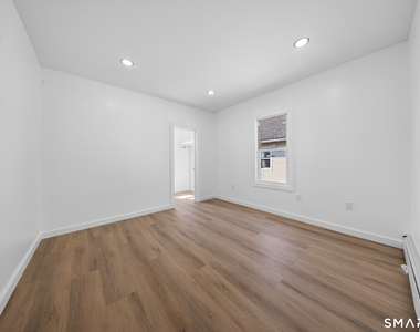 259 Laurel Avenue - Photo Thumbnail 15