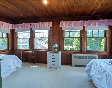 106 Shore Avenue - Photo Thumbnail 23